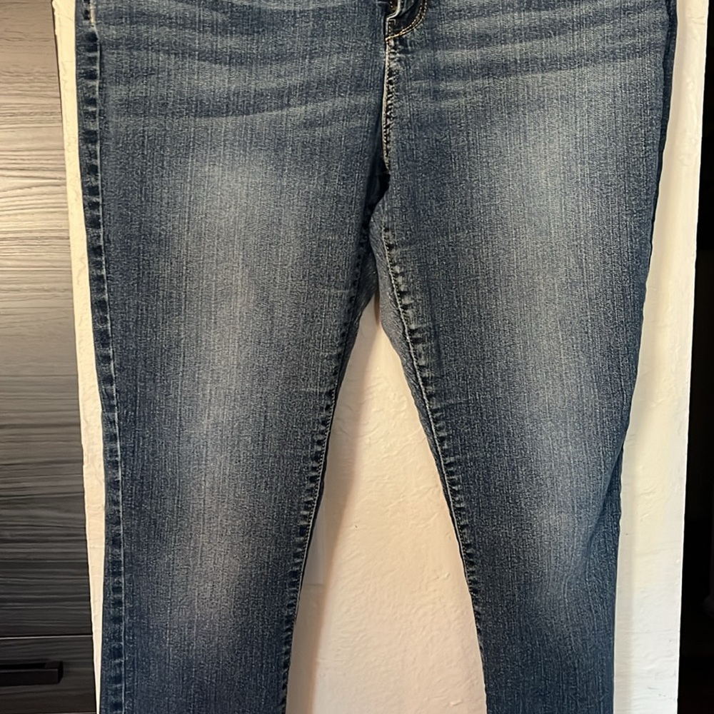 Size 16 Levi’s signature gold jeans Curvy straight